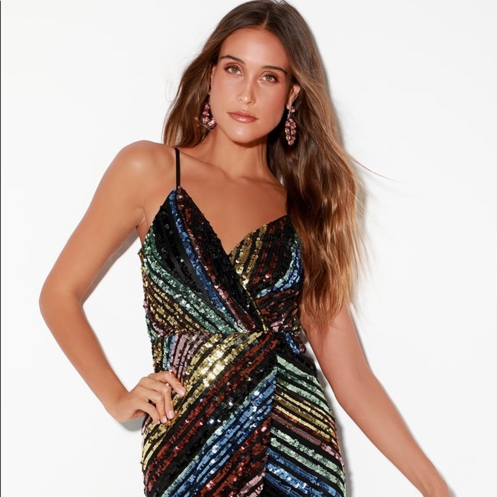 J.O.A. Multi Sequin Striped Sleeveless Midi Dress - Picture 2 of 6